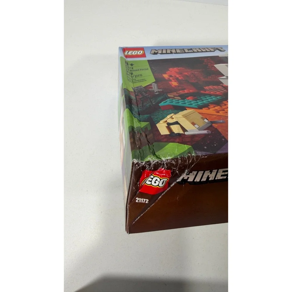 LEGO Minecraft The Ruined Portal 21172 Building Set 316 Pieces Steve Wither NEW